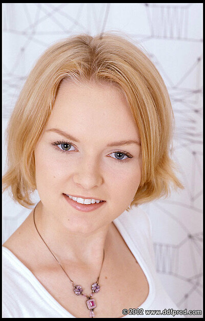 Надежда, 57 лет, 1 размер груди